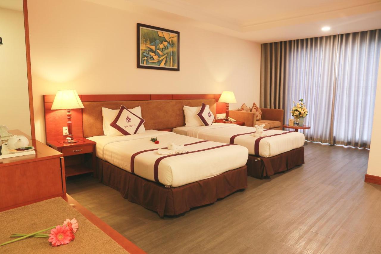 Ttc Hotel - Tan Binh Ho Či Minovo Město Exteriér fotografie