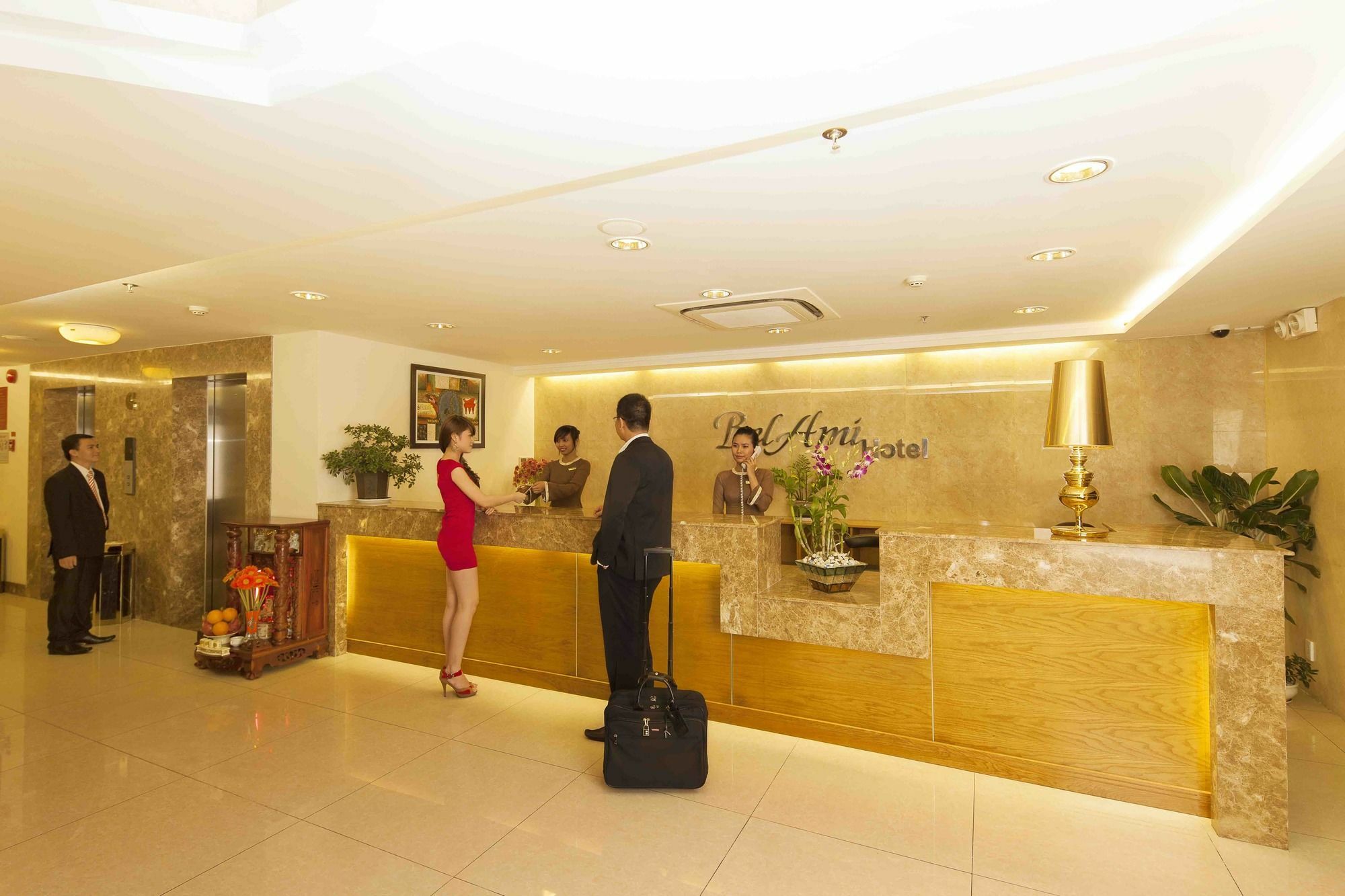 Ttc Hotel - Tan Binh Ho Či Minovo Město Exteriér fotografie